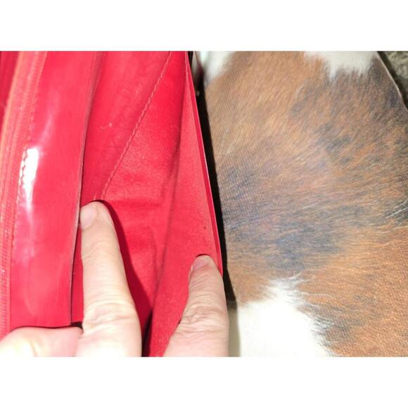 Red Prada Wallet - Picture 7 of 14